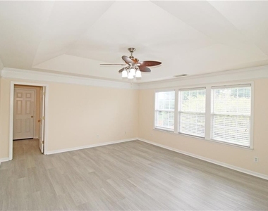 8155 Cavendish Place - Photo Thumbnail 17