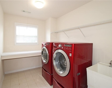8155 Cavendish Place - Photo Thumbnail 26