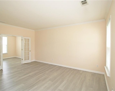 8155 Cavendish Place - Photo Thumbnail 27
