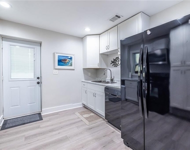 716 Ormewood Avenue Se - Photo Thumbnail 15