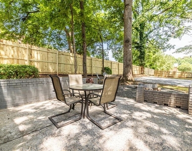 716 Ormewood Avenue Se - Photo Thumbnail 1