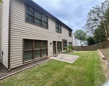 10920 Glenbarr Drive - Photo Thumbnail 26