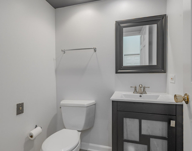 3125 Lake Avenue - Photo Thumbnail 5