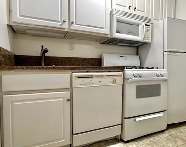 25 28th Street Nw - Photo Thumbnail 5