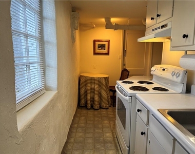 2544 Peachtree Road Nw - Photo Thumbnail 3