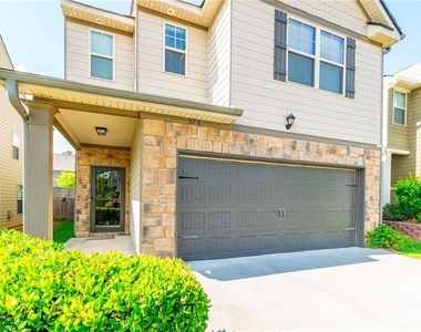 576 Dasheill Lane - Photo Thumbnail 3