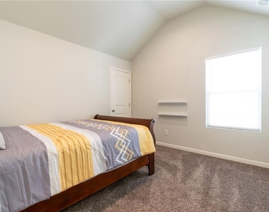 576 Dasheill Lane - Photo Thumbnail 37