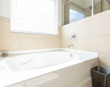 576 Dasheill Lane - Photo Thumbnail 19