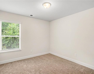 10139 Benton Woods Drive - Photo Thumbnail 18