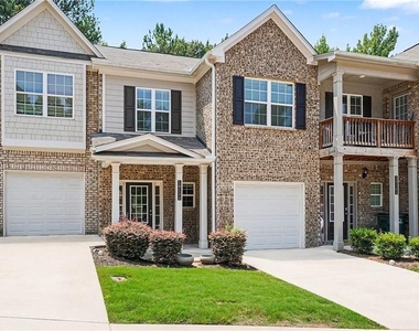 10139 Benton Woods Drive - Photo Thumbnail 2