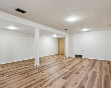 226 Latrobe Avenue - Photo Thumbnail 12