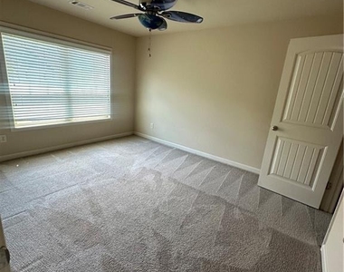 571 Collingsworth Lane - Photo Thumbnail 15