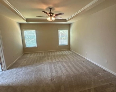 571 Collingsworth Lane - Photo Thumbnail 9