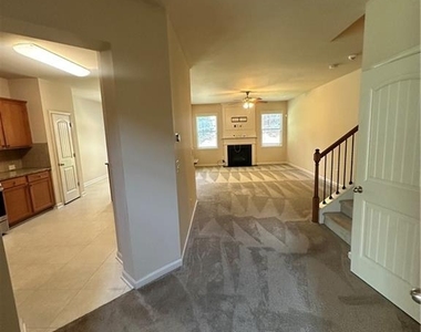 571 Collingsworth Lane - Photo Thumbnail 7