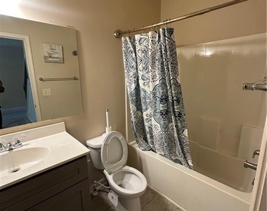571 Collingsworth Lane - Photo Thumbnail 5