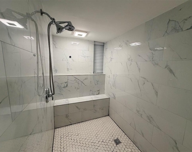 4421 Hopkins Lake Drive - Photo Thumbnail 18