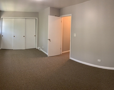 1637 Sheffield Drive - Photo Thumbnail 9