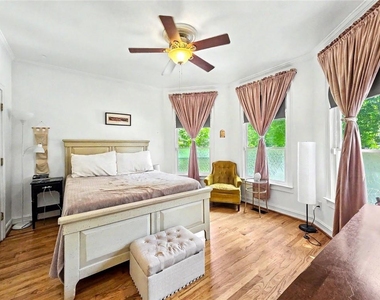 324 Brooks Avenue Ne - Photo Thumbnail 13