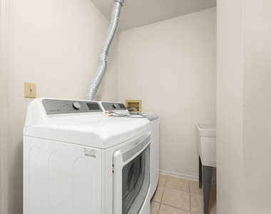 1002 Hobson Drive - Photo Thumbnail 23