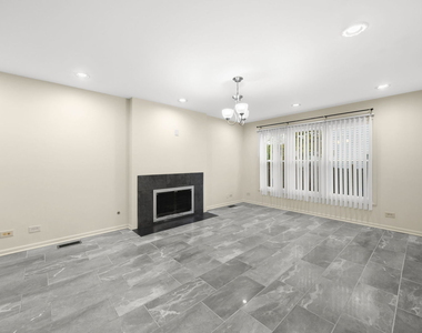 1002 Hobson Drive - Photo Thumbnail 7