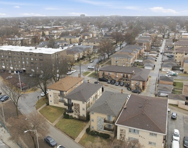 7709 W Marwood Avenue - Photo Thumbnail 10