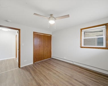 7709 W Marwood Avenue - Photo Thumbnail 6