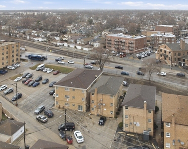 7709 W Marwood Avenue - Photo Thumbnail 9