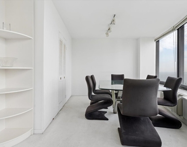 155 N Harbor Drive - Photo Thumbnail 5