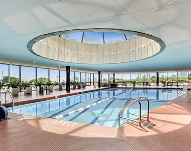 155 N Harbor Drive - Photo Thumbnail 33