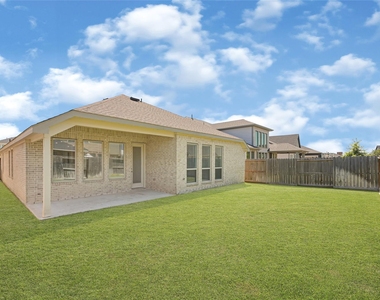 31422 Vineyard Creek Drive - Photo Thumbnail 31
