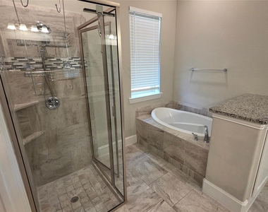 142 Mayfield Drive - Photo Thumbnail 33