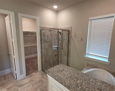 142 Mayfield Drive - Photo Thumbnail 30