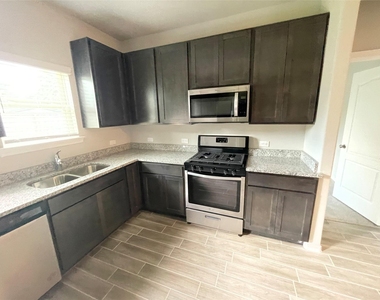 954 Redinger Ridge Drive - Photo Thumbnail 4