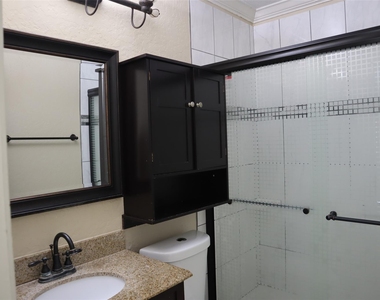 6319 Langham Way - Photo Thumbnail 5