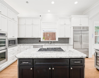2215 Branard Street - Photo Thumbnail 10