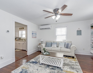 1406 Moody Avenue - Photo Thumbnail 7