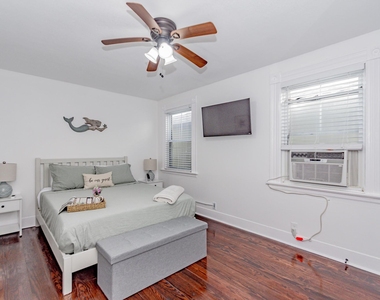 1406 Moody Avenue - Photo Thumbnail 15