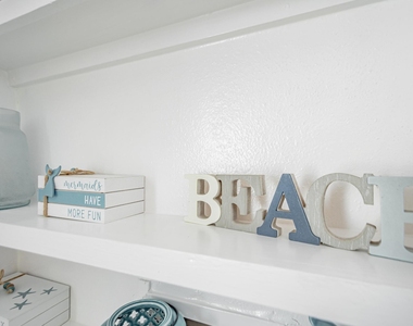 1406 Moody Avenue - Photo Thumbnail 9