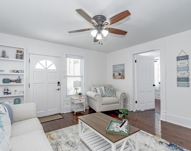 1406 Moody Avenue - Photo Thumbnail 6