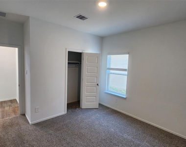 4127 Windstone Glen Way - Photo Thumbnail 36