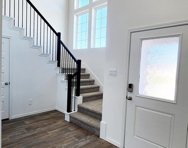 4127 Windstone Glen Way - Photo Thumbnail 9
