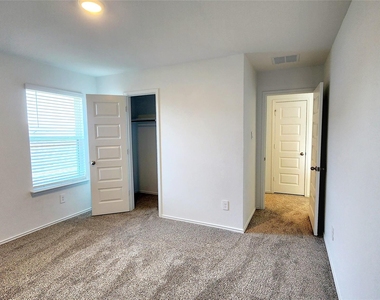 4127 Windstone Glen Way - Photo Thumbnail 20