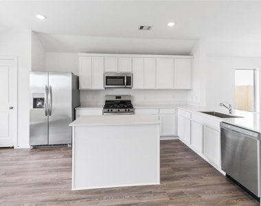 4706 Jasmine Heather Lane - Photo Thumbnail 6