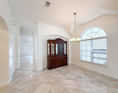 18126 Golden Falls Lane - Photo Thumbnail 9