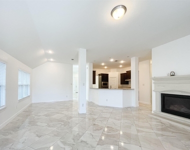 18126 Golden Falls Lane - Photo Thumbnail 15
