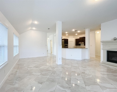 18126 Golden Falls Lane - Photo Thumbnail 14