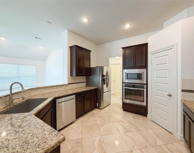 18126 Golden Falls Lane - Photo Thumbnail 20