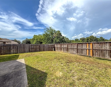 18126 Golden Falls Lane - Photo Thumbnail 43