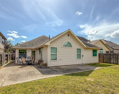 18126 Golden Falls Lane - Photo Thumbnail 42