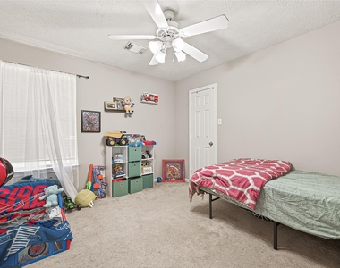 7023 Westford Park Lane - Photo Thumbnail 38